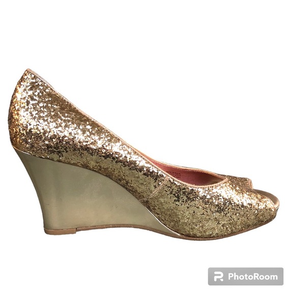 Lilly Pulitzer Gold Pumps Glitter Wedges - Picture 5 of 13